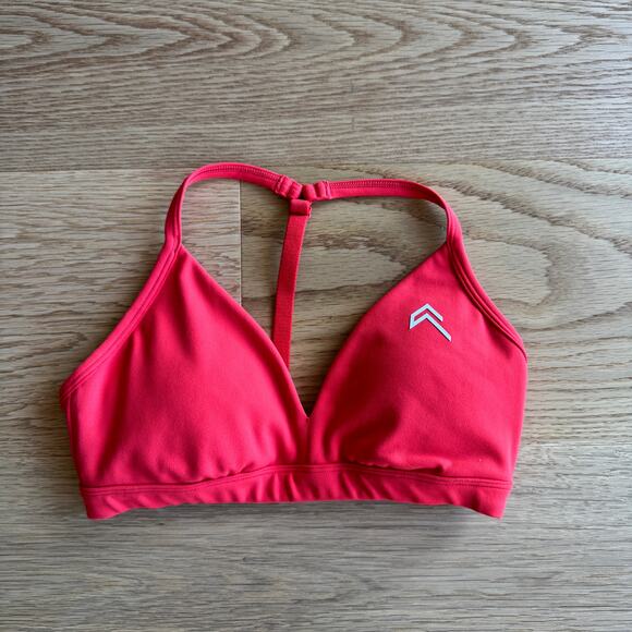 Oner Active Easy Lift Ultra Minimal V Neck Sports Bra Small Muscle Mommy Red - Picture 2 of 4